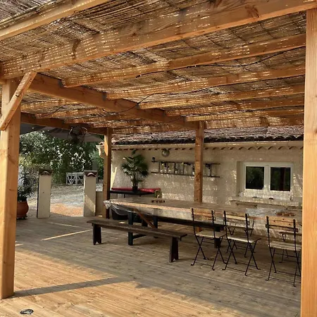 Casa vacanze Le De Saint Julien Bois Et Tradition *