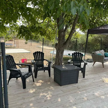 Le De Saint Julien Bois Et Tradition Casa vacanze Saint Julien Les Rosiers