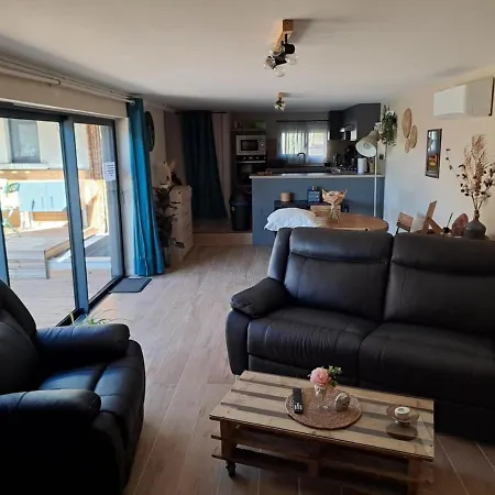 Casa vacanze Le De Saint Julien Bois Et Tradition